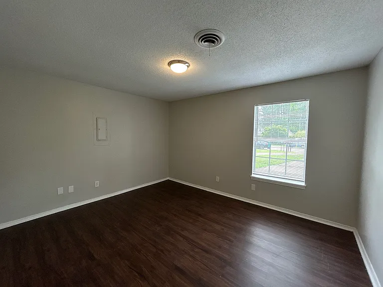 20 Lanway Cv #B — Photo 4