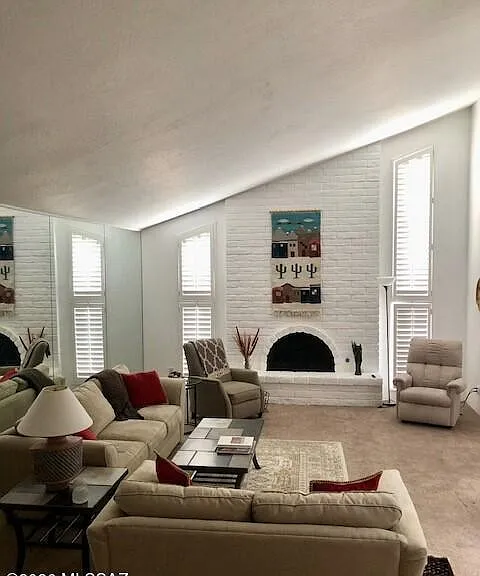 5710 N Camino Del Sol — Photo 3