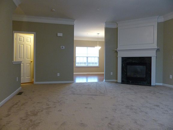 5th image of 724 Breeze Ln