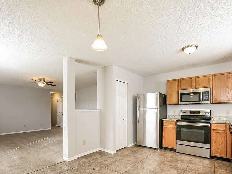 10860 Wymm Ln — Photo 7