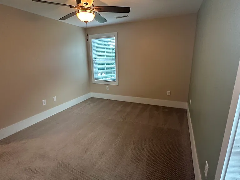 22 Twin Oaks Dr — Photo 42