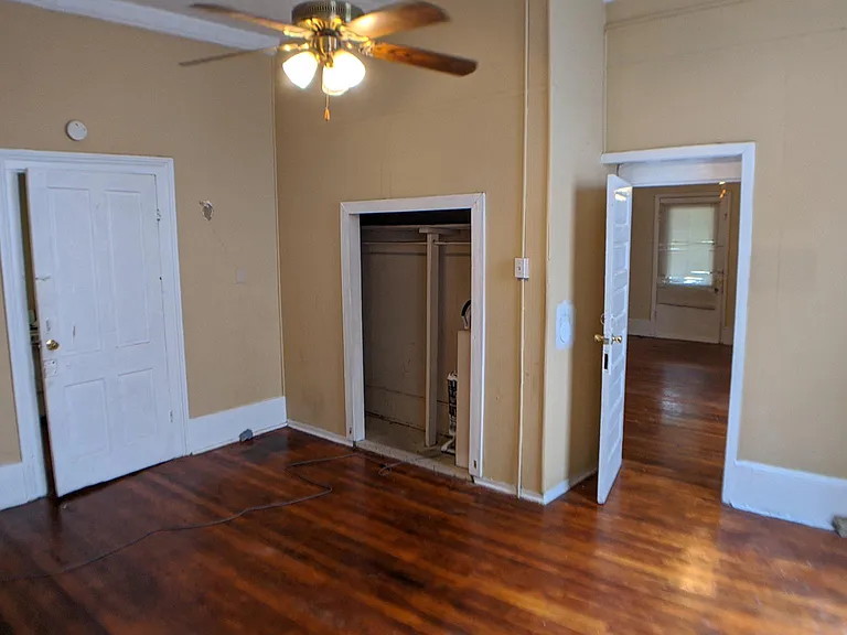 323 Orange St #1 — Photo 7