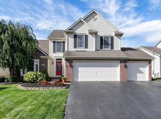 146 Fox Glen Dr W, Pickerington, OH 43147