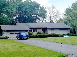 12735 Wrayburn Rd, Elm Grove, WI 53122