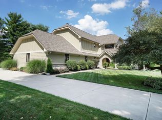 5015 Sycamore View Dr, Dayton, OH 45458