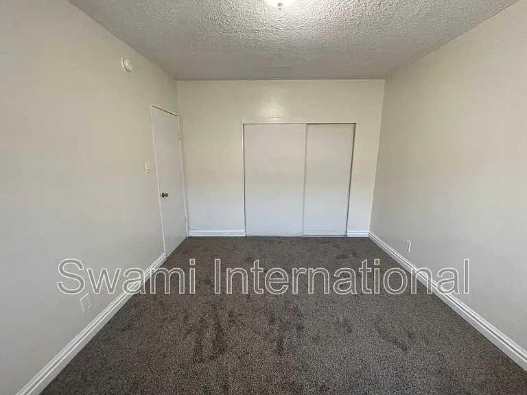 10970 S Figueroa St #7 — Photo 24