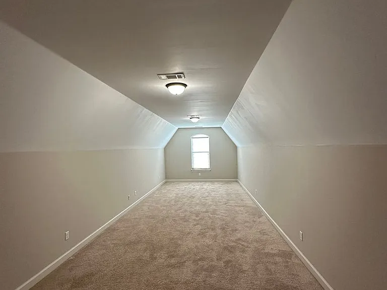 7294 Old South Dr — Photo 32