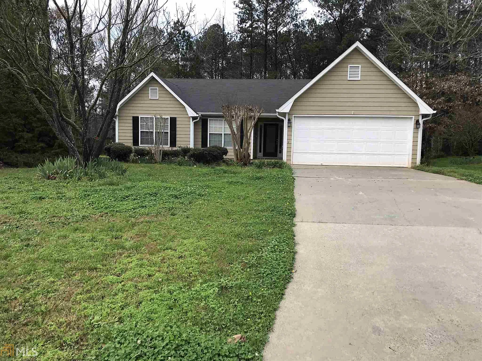 375 Cambridge Way photo 1