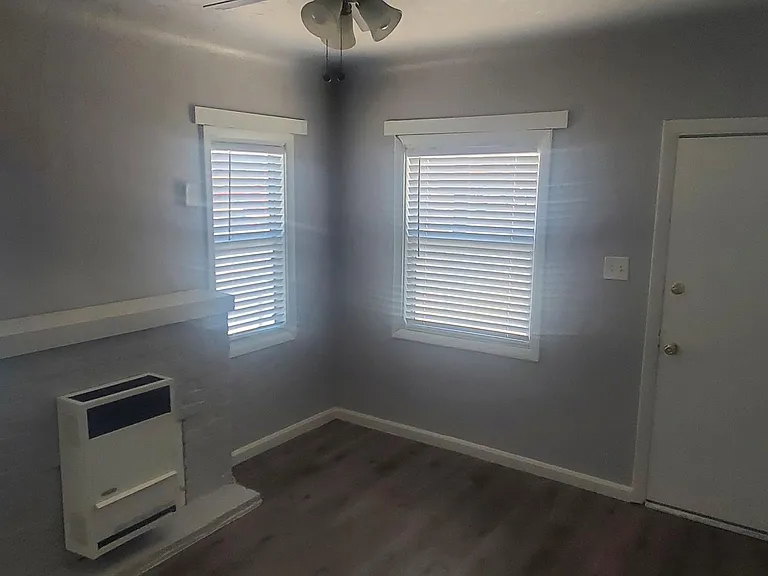 1022 E Mission Blvd — Photo 4