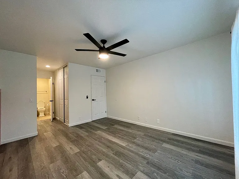 11517 Fury Ln #61 — Photo 12