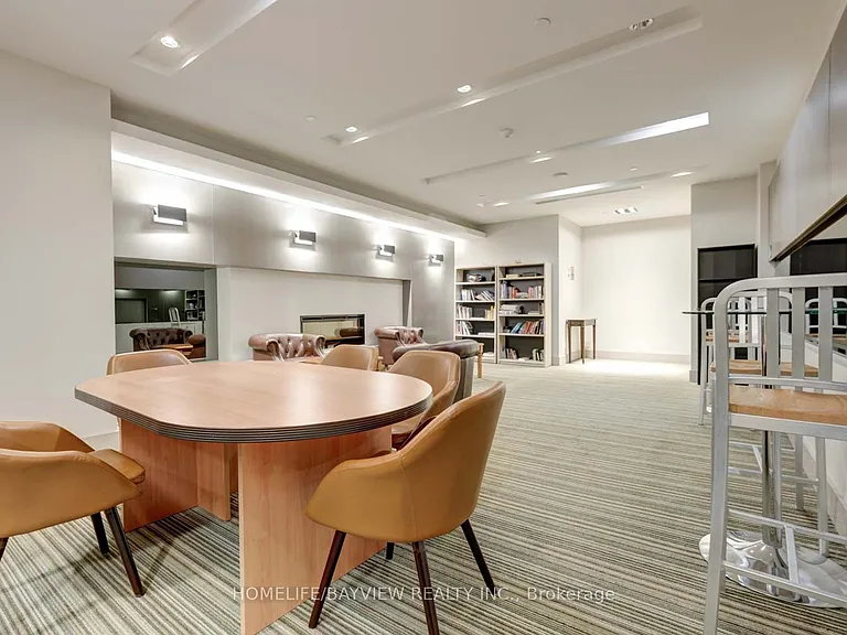 7165 Yonge St #2403 — Photo 29