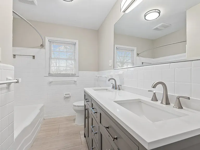 2209 Villa Dr — Photo 16