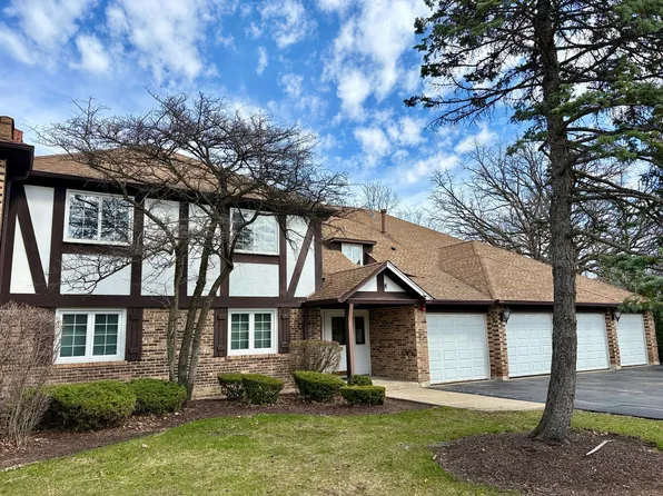 5806A Wolf Rd #4, Western Springs, IL 60558