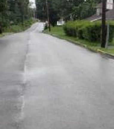 Exterior Neighborhood (street photo)