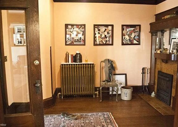 5th image of 3008 James Ave S