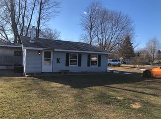 137 Wheatfield Dr, Sherwood, MI 49089