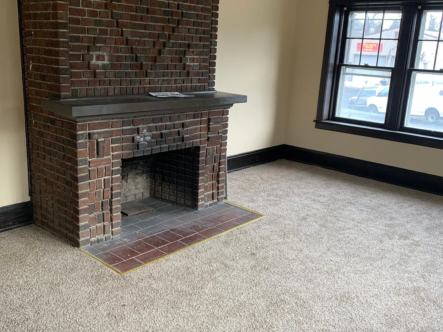 2 bed, 850 sqft, $1,350 — Photo 2