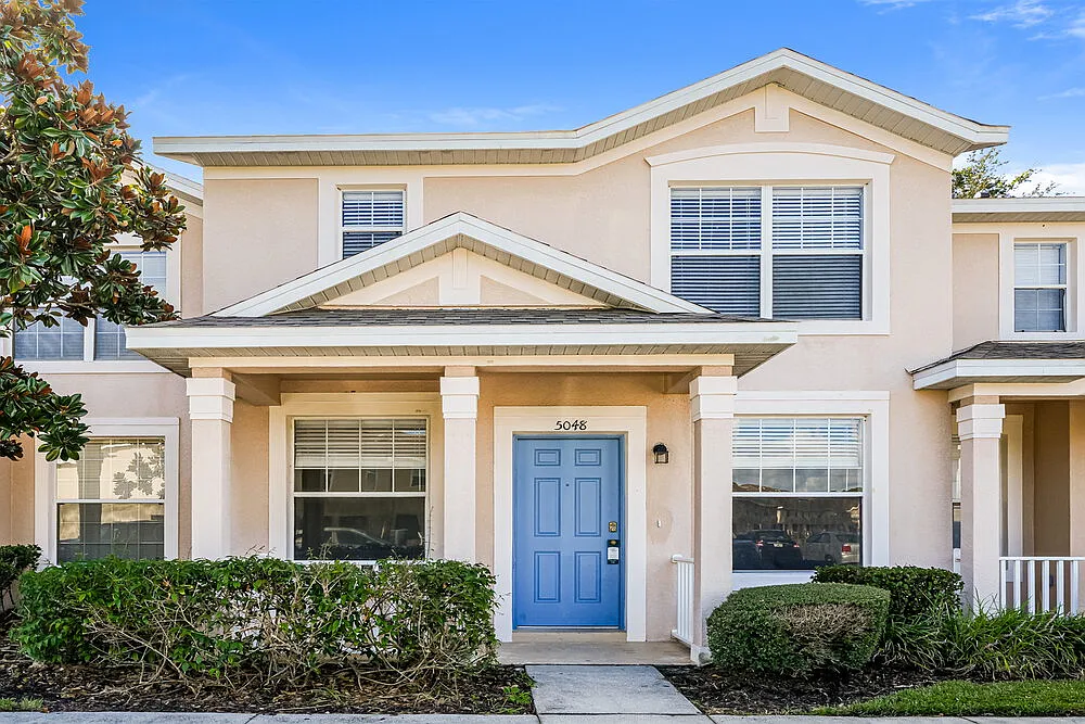 3 bed, 3.0 bath, 1686 sqft, $1,800 — Photo 1