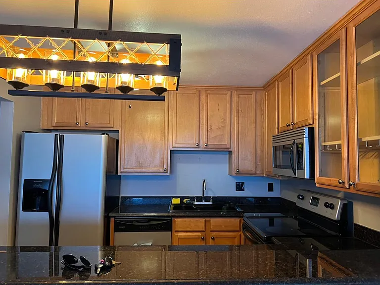 3030 Suncrest Dr #212 — Photo 2