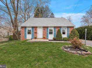800 Newtown Rd, Warminster, PA 18974