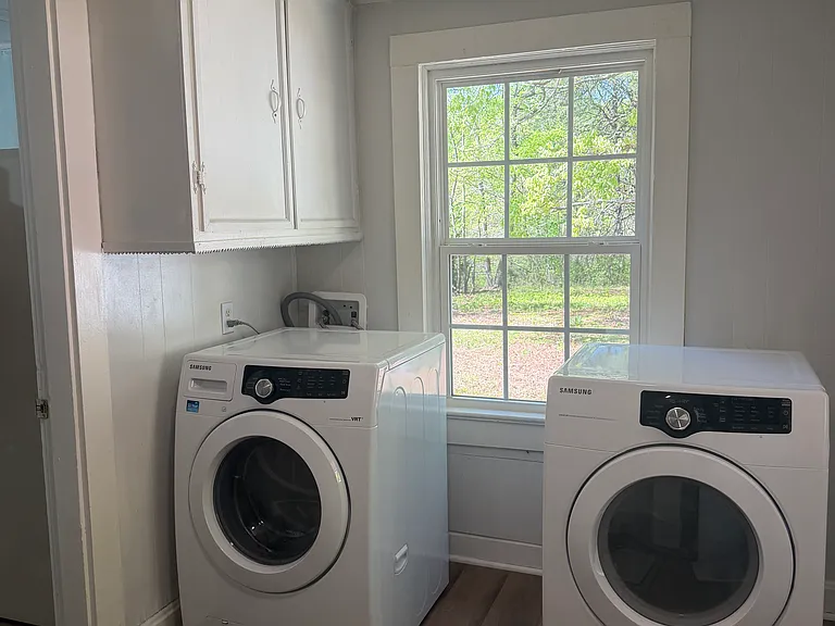 810 Pisgah Church Rd — Photo 10