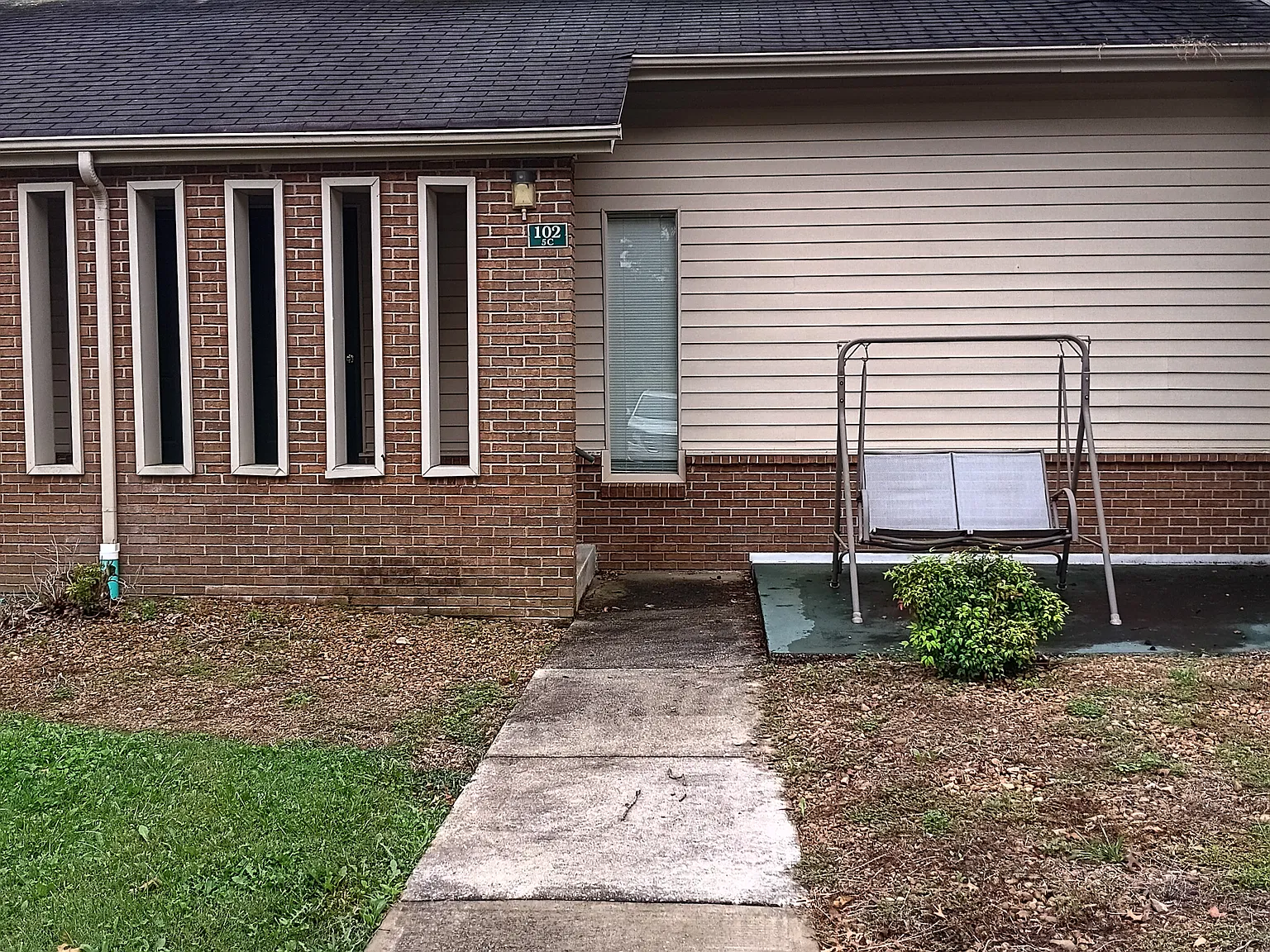 2 bed, $1,600 — Photo 1