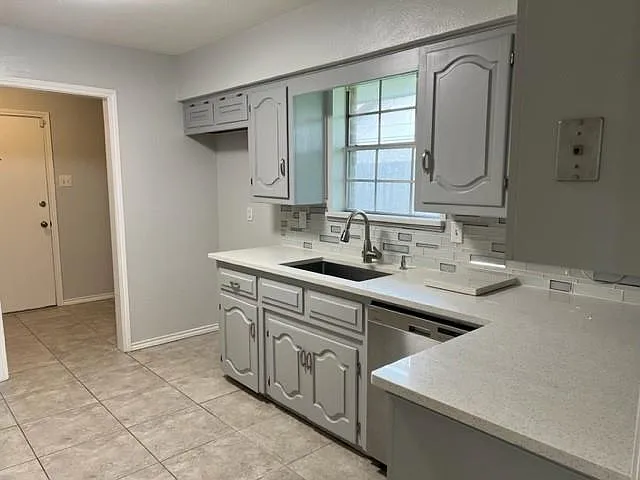 507 S Grove Rd — Photo 7