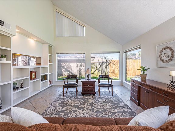 2nd image of 16419 Laurelfield Dr