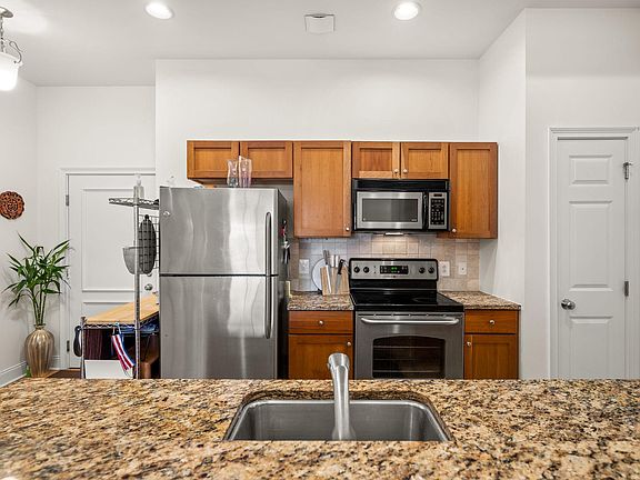 2nd image of 1 Academy Cir Unit 315