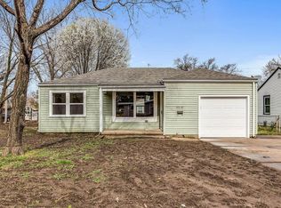 2519 S El Rancho Rd, Wichita, KS 67216