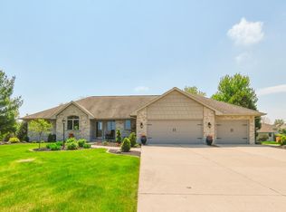 1541 Conrad Dr, Green Bay, WI 54313