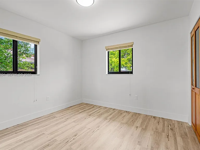 5110 SW 106th Ave — Photo 25