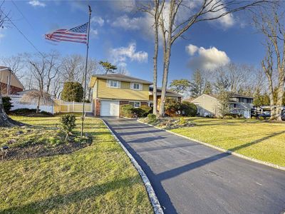 15 Radcliffe Road, Commack, NY, 11725