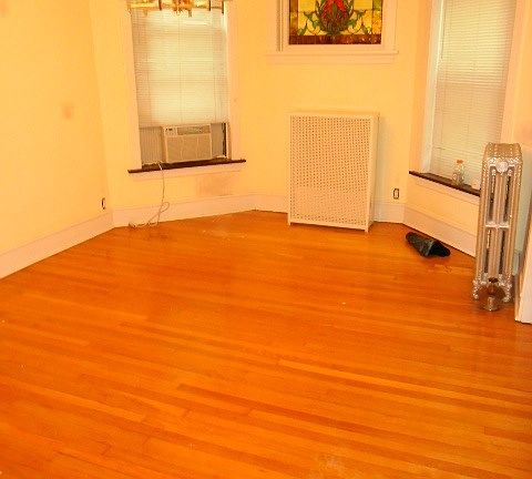 2nd image of 1756 W Sunnyside Ave