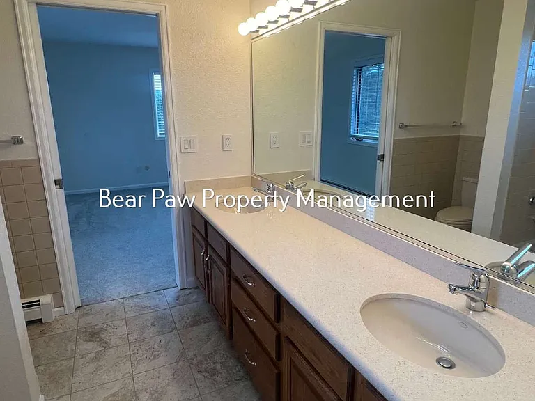 23768 Shooting Star Dr — Photo 11