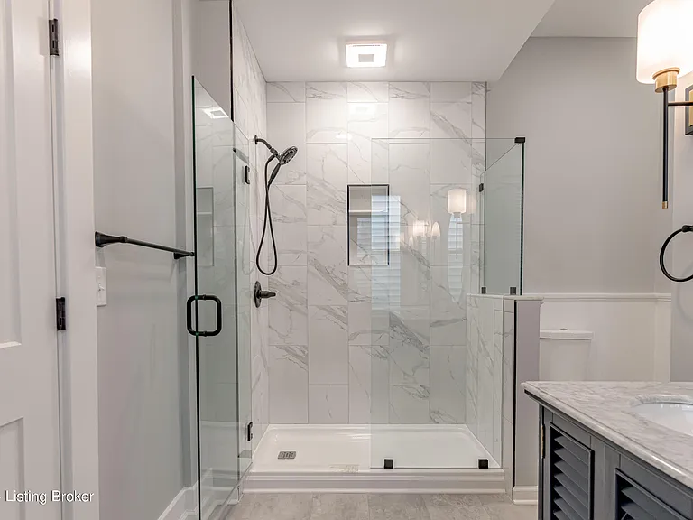 1804 Frankfort Ave #A — Photo 26