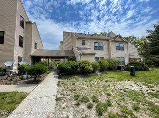 406 Larkspur Ln, Jackson, NJ