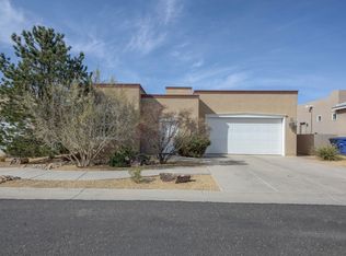660 Rio Azul Ln NW, Albuquerque, NM 87104