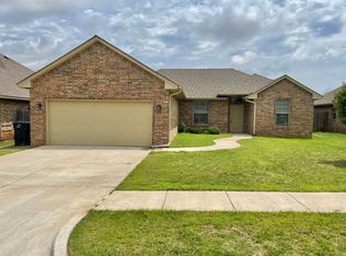 12704 NW 6th St, Yukon, OK 73099