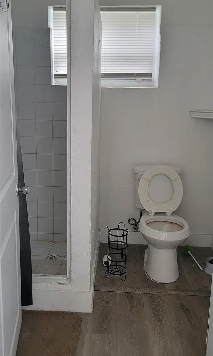 Studio, 1.0 bath, 2860 sqft, $1,325 — Photo 3