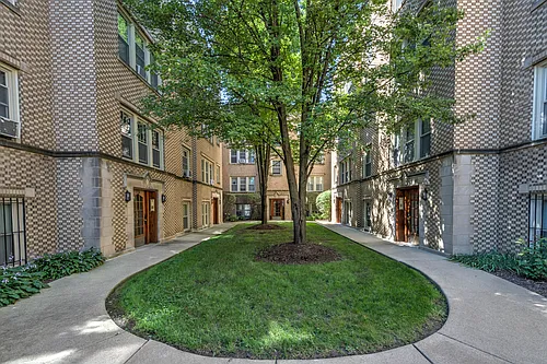 1118 S. Austin Photo 1