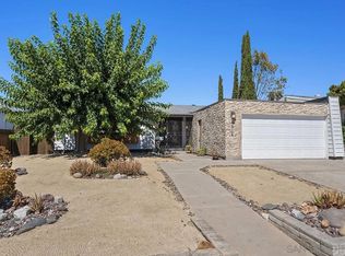 8514 Carlton Oaks Dr, Santee, CA 92071