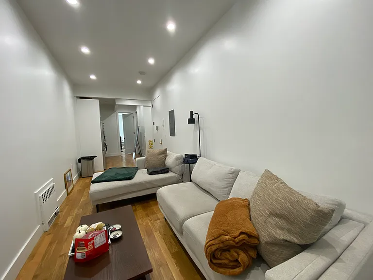 197 Stockholm St #2A — Photo 2