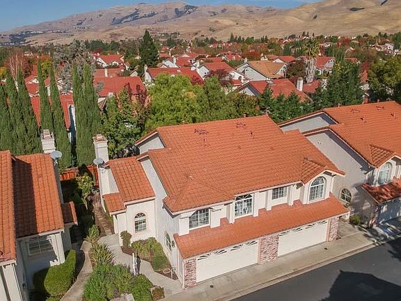 3rd image of 2089 Ornellas Dr