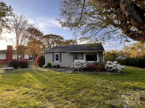 412 Sunset Dr, Stanley, NC 28164