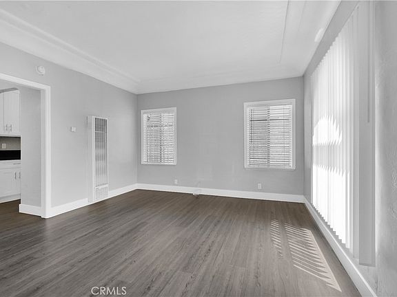 4th image of 1211 Magnolia Ave