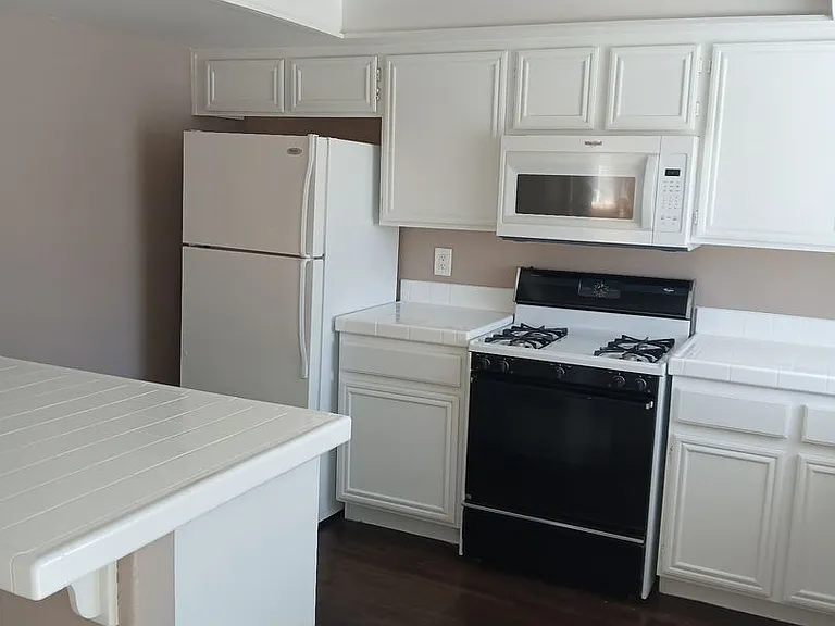 1851 Hillpointe Rd #17 — Photo 9
