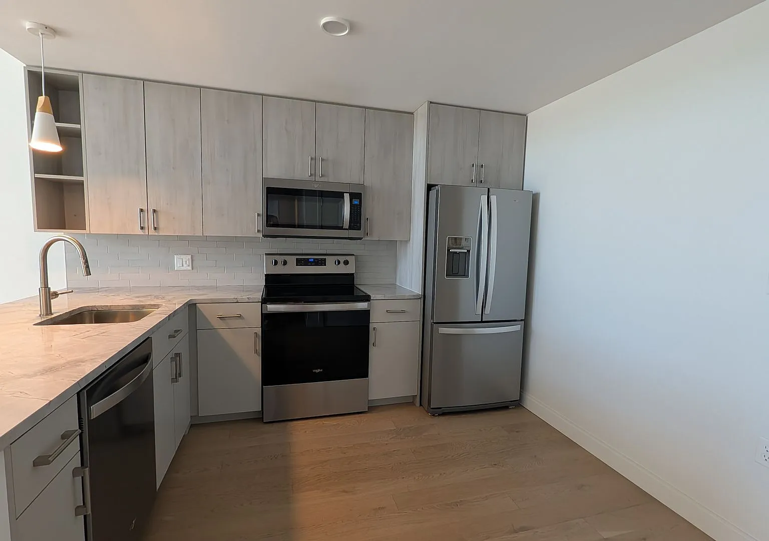 Brand New Luxury 2-bed, 2-bath in Allston — Photo 3