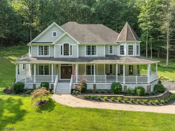 293 W Valley Brook Rd, Tewksbury Twp., NJ 07830