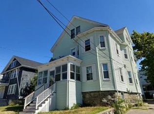 15 Elgin St, West Roxbury, MA 02132